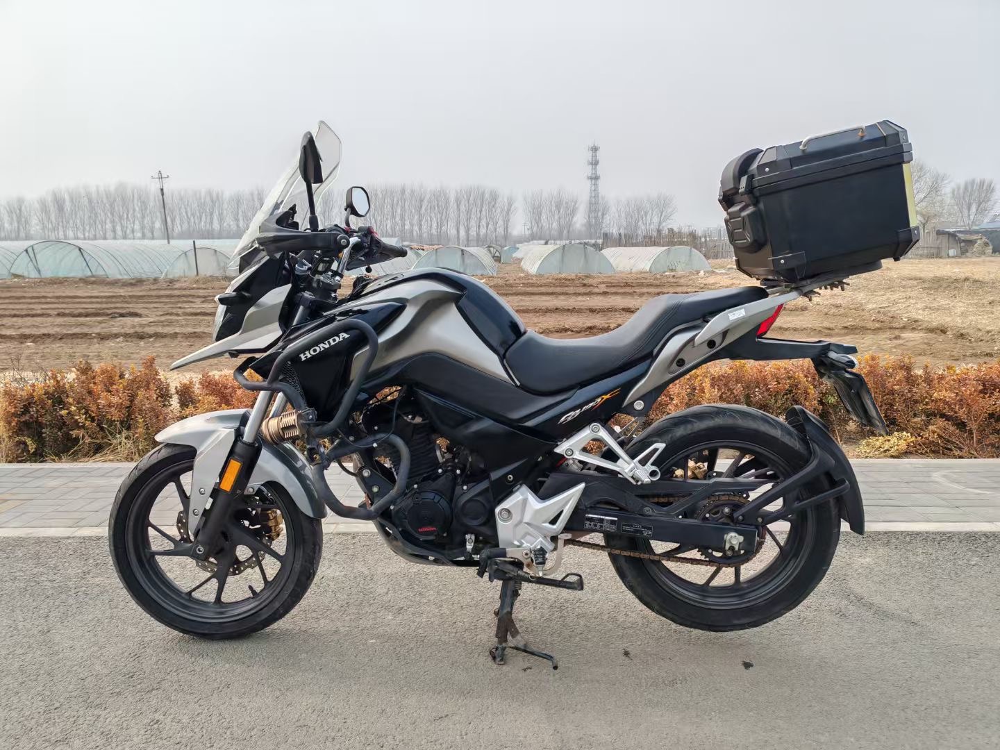 Honda CB190X Cilindros: 250cc 18.000 km Série G Moto trailer